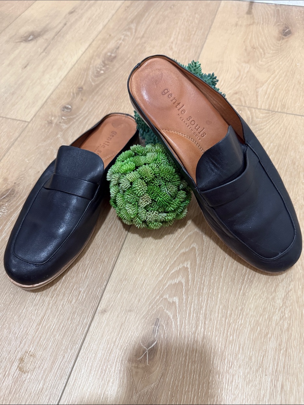 gentle souls Black Leather Womenβs Mules - 9